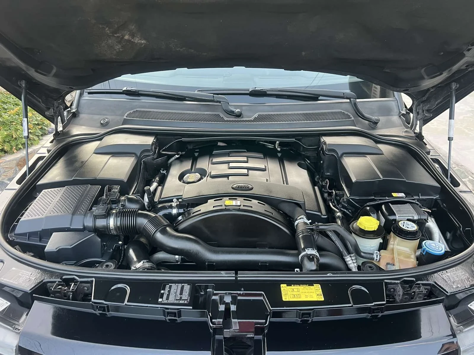 Land Rover Range Rover Sport, снимка 2 - Автомобили и джипове - 55667384