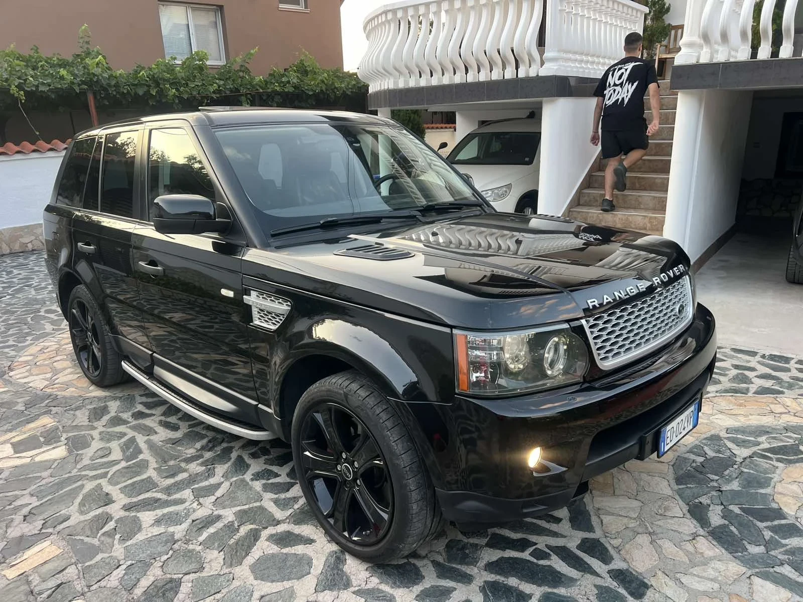 Land Rover Range Rover Sport, снимка 3 - Автомобили и джипове - 55667384