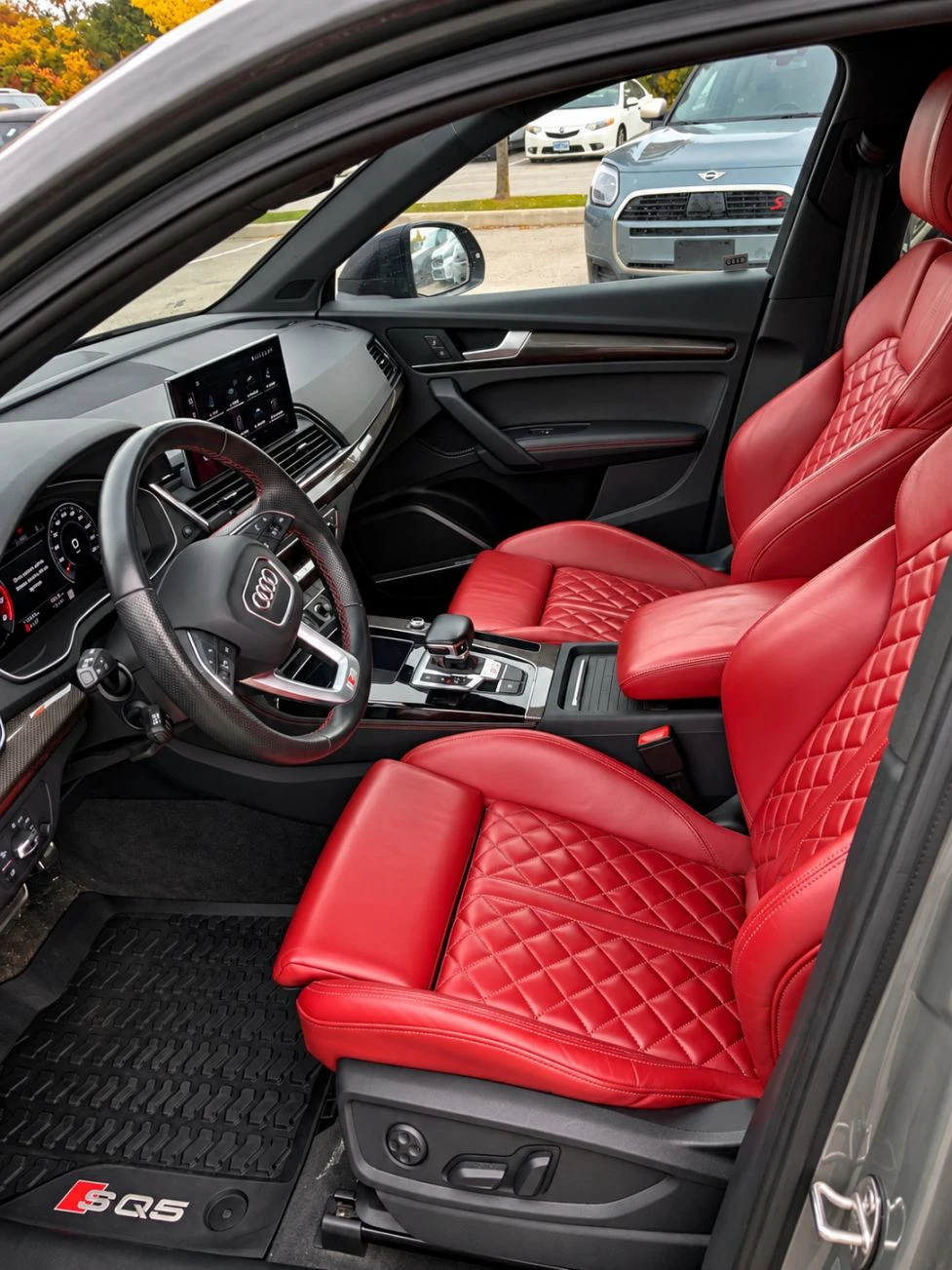 Audi SQ5 Technik* Distr* 360* B&O* Подгрев, снимка 7 - Автомобили и джипове - 56319741