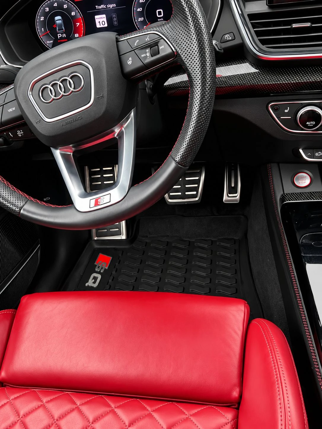 Audi SQ5 Technik* Distr* 360* B&O* Подгрев, снимка 10 - Автомобили и джипове - 56319741