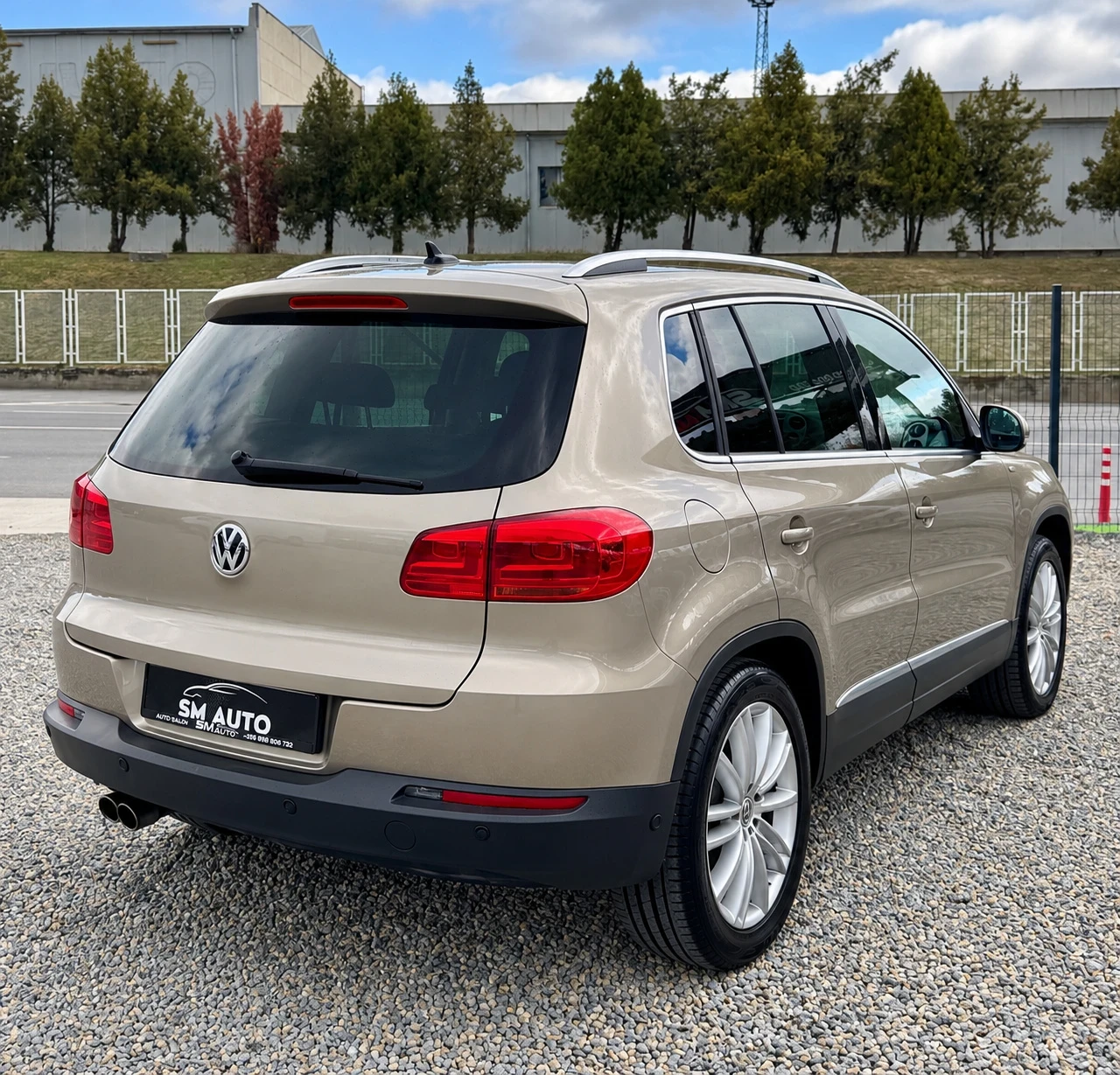 VW Tiguan LIFE 4x4 DSG PANO | Mobile.bg � ����������� 3
