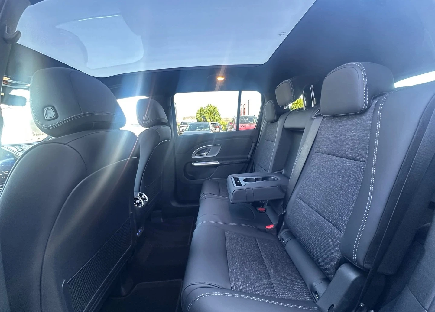 Mercedes-Benz GLB 180 | Mobile.bg � ����������� 8