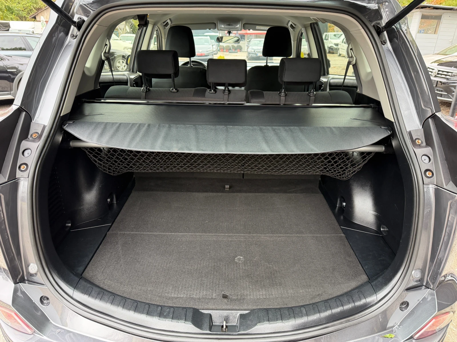 Toyota Rav4 2.0i 152hp 4x4, снимка 13 - Автомобили и джипове - 56657122