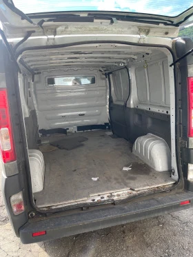 Renault Trafic 2.0tdci 115hp НА ЧАСТИ, снимка 14