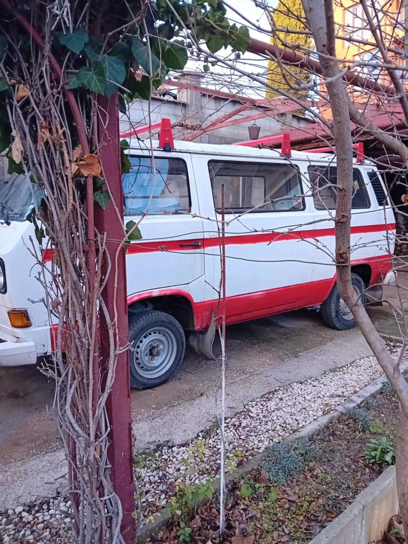 VW T3, снимка 2 - Бусове и автобуси - 48317300