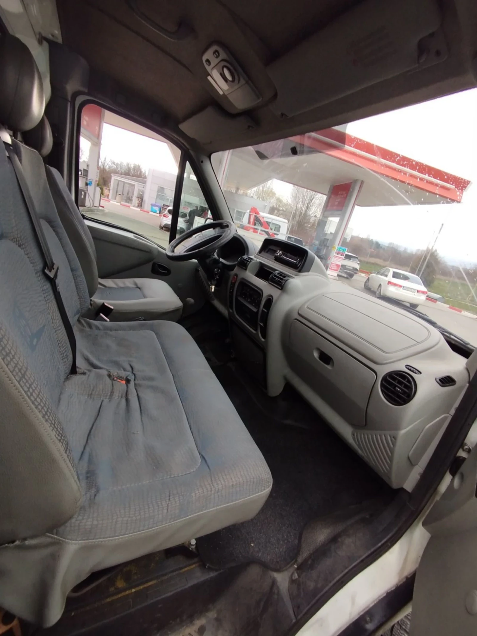 Nissan Interstar 2.2 дци - изображение 4