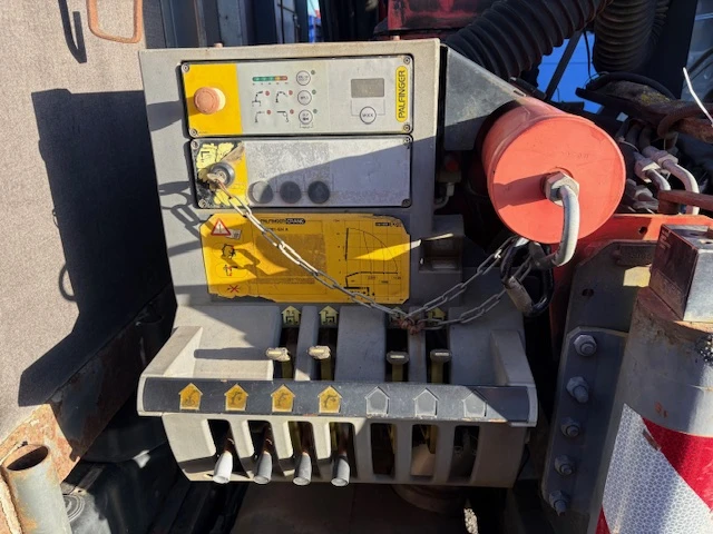 Mercedes-Benz Atego 1324 4х4 самосвал с кран Palfinger - изображение 9