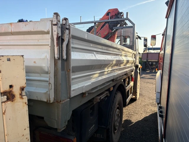 Mercedes-Benz Atego 1324 4х4 самосвал с кран Palfinger, снимка 12 - Камиони - 53271734