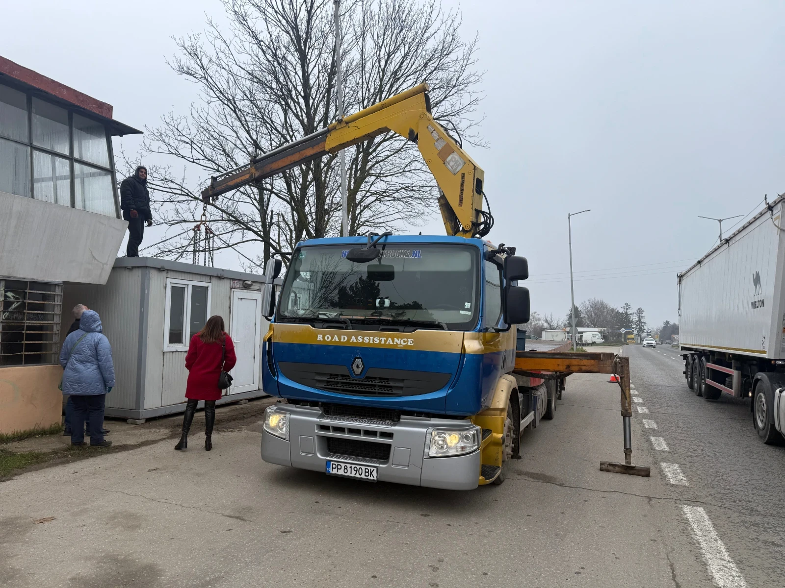 Renault Premium ПЪТНА ПОМОЩ Е5, снимка 6 - Камиони - 54323568