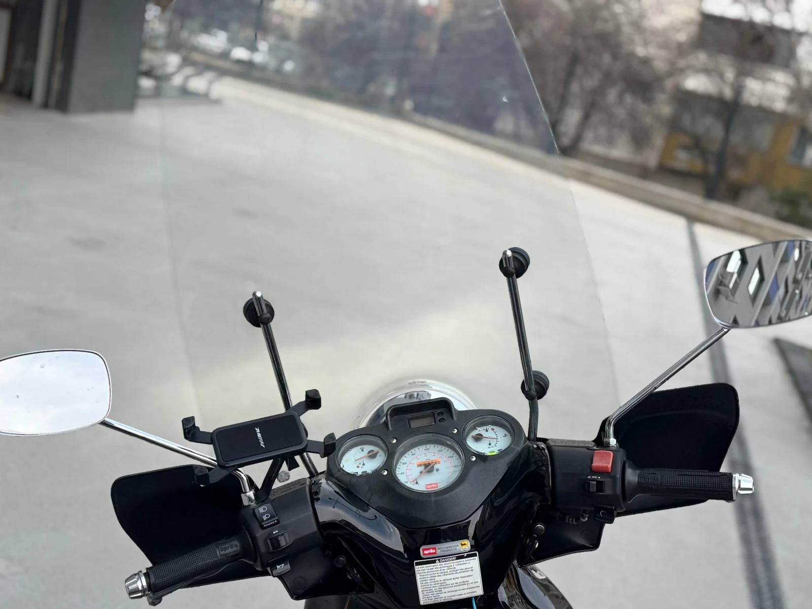 Aprilia Scarabeo 125 ТОП, снимка 4 - Мотоциклети и мототехника - 53728649