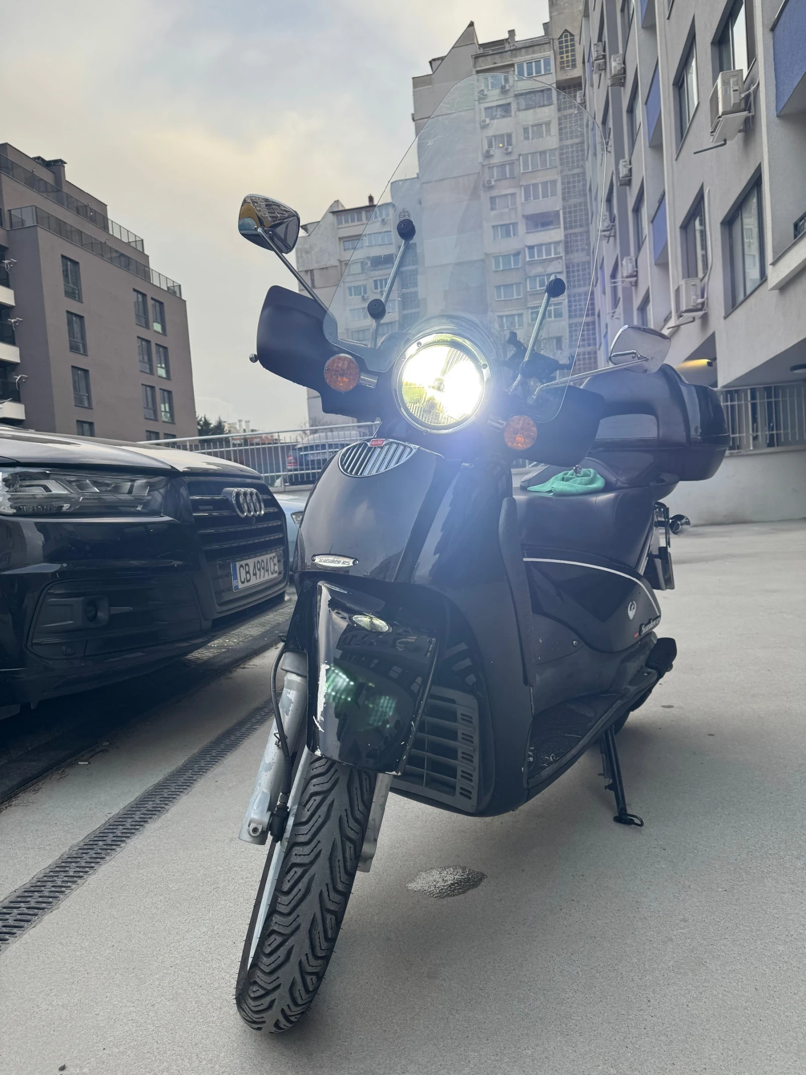 Aprilia Scarabeo 125 ТОП, снимка 11 - Мотоциклети и мототехника - 53728649