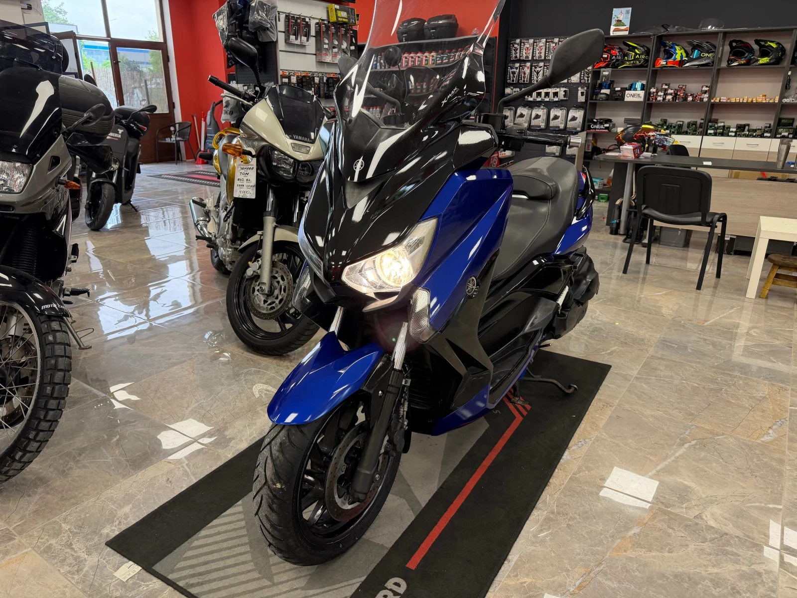 Yamaha X-max 400cc., снимка 10 - Мотоциклети и мототехника - 54630390