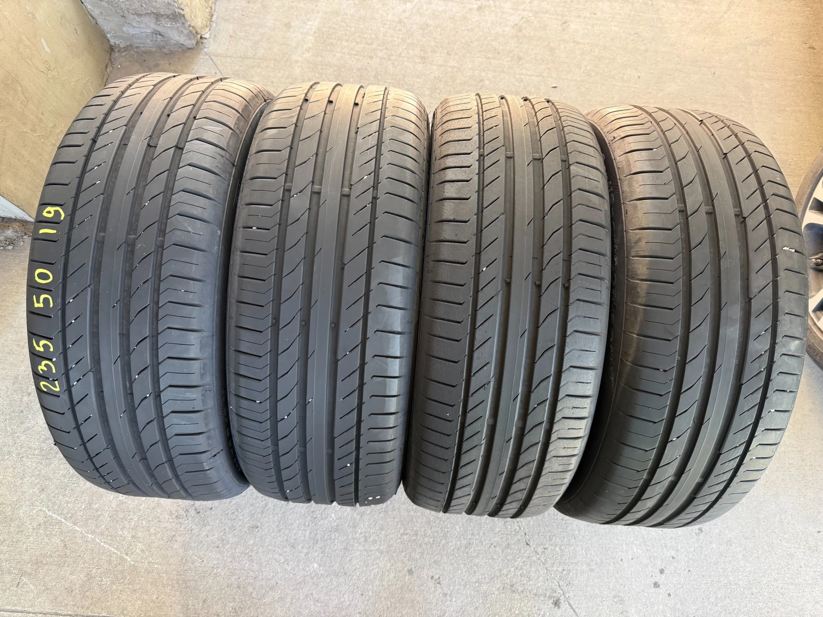 Гуми Летни 235/50R19