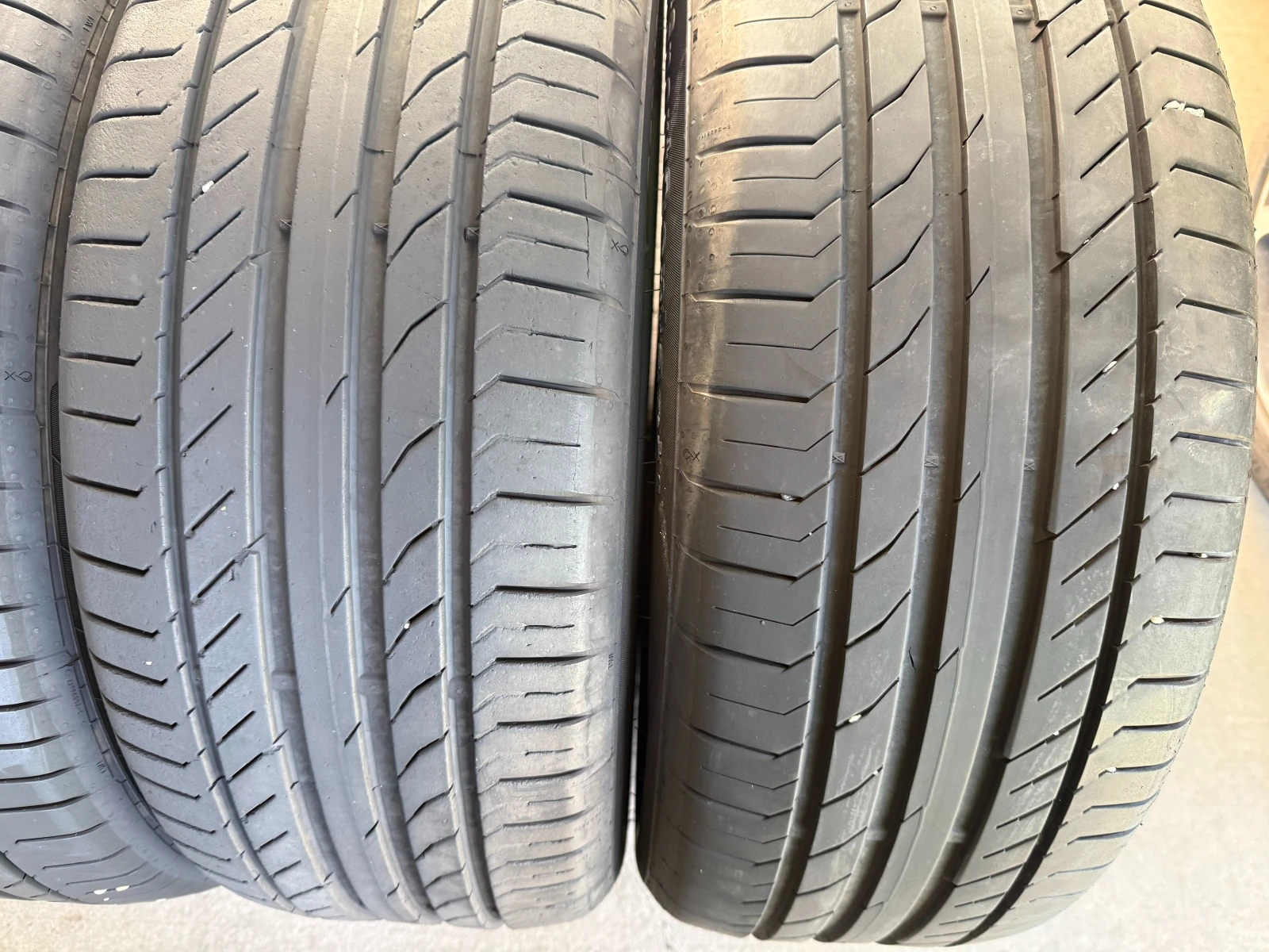 Гуми Летни 235/50R19, снимка 3 - Гуми и джанти - 54925183