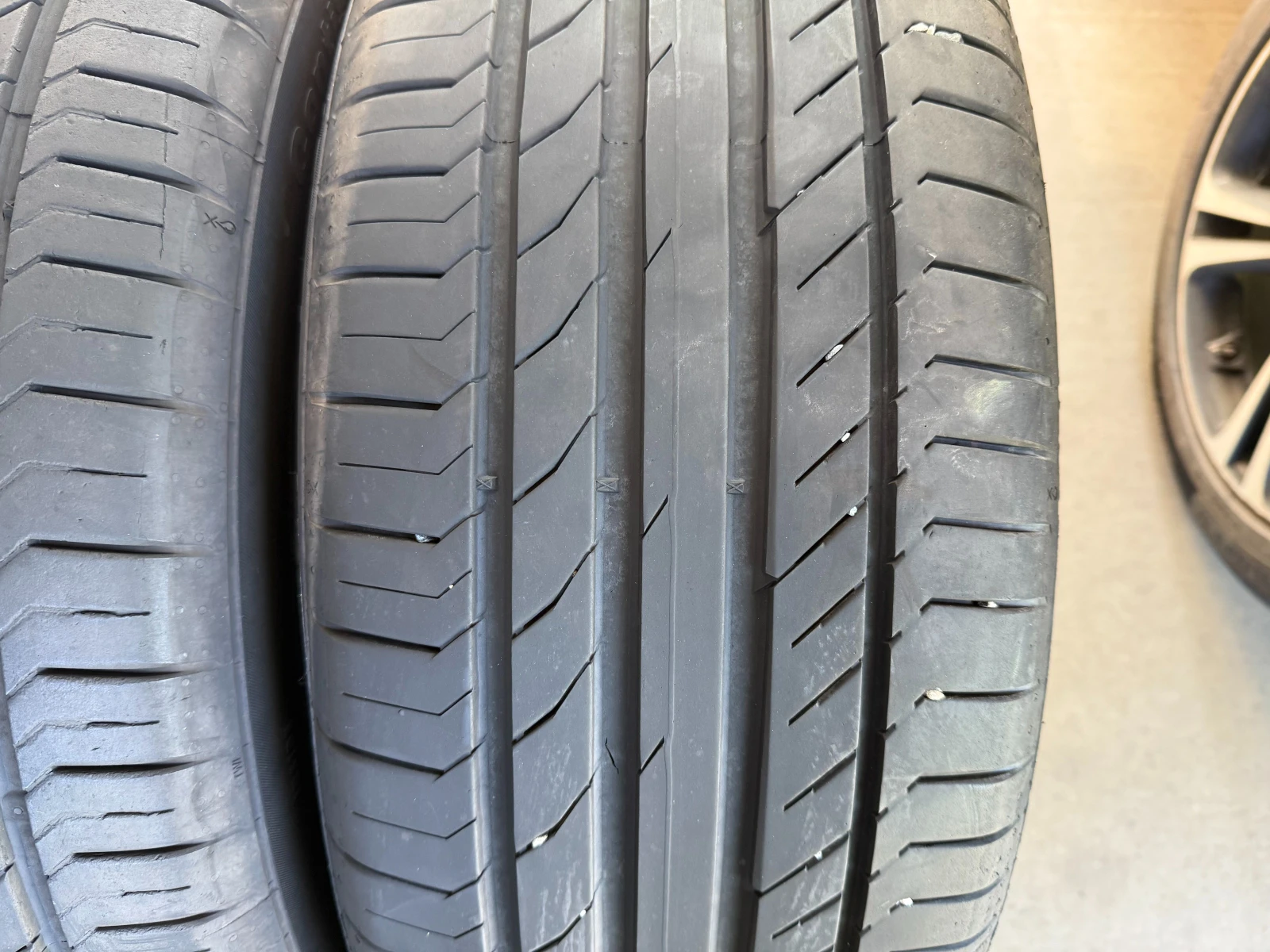 Гуми Летни 235/50R19, снимка 7 - Гуми и джанти - 54925183