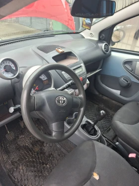 Toyota Aygo, снимка 2