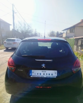 Peugeot 208 * FACE LIFT* VTI* БЕЗ АНАЛОГ* РЕГИСТИРАН* 1-ВИ* , снимка 2