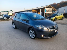 Toyota Auris 1.8i-147кс-ШВЕЙЦАРИЯ-РЪЧКА-6ск-FACELIFT-NAVI, снимка 2