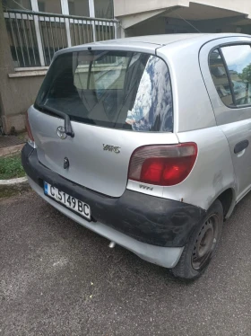Toyota Yaris - 900 € / 1760.25 лв. - 31378419 2