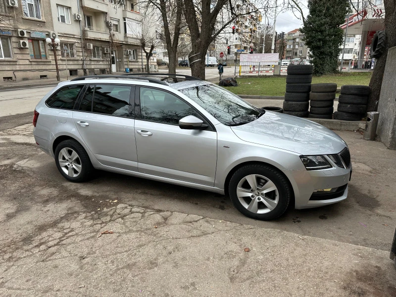 Skoda Octavia 1.6TDI DSG 115PS, снимка 2 - Автомобили и джипове - 44292545