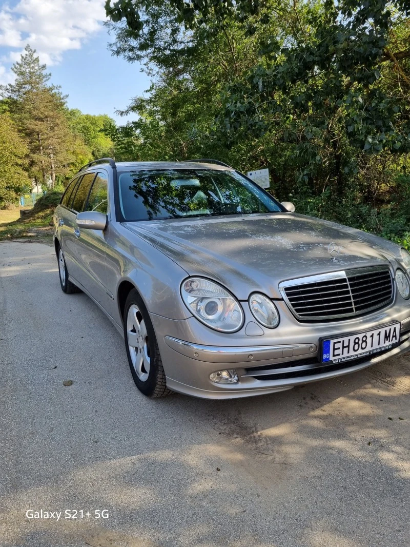 Mercedes-Benz E 270 CDI, снимка 1 - Автомобили и джипове - 47426320