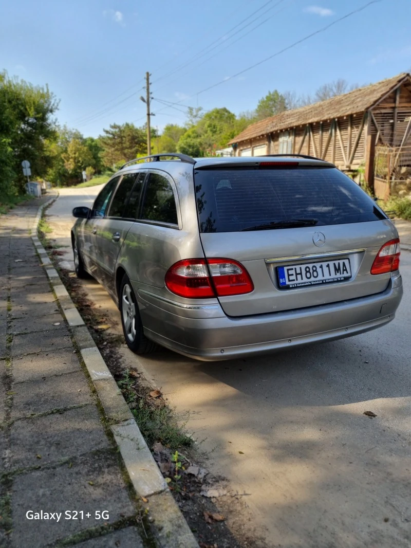 Mercedes-Benz E 270 CDI, снимка 4 - Автомобили и джипове - 47426320