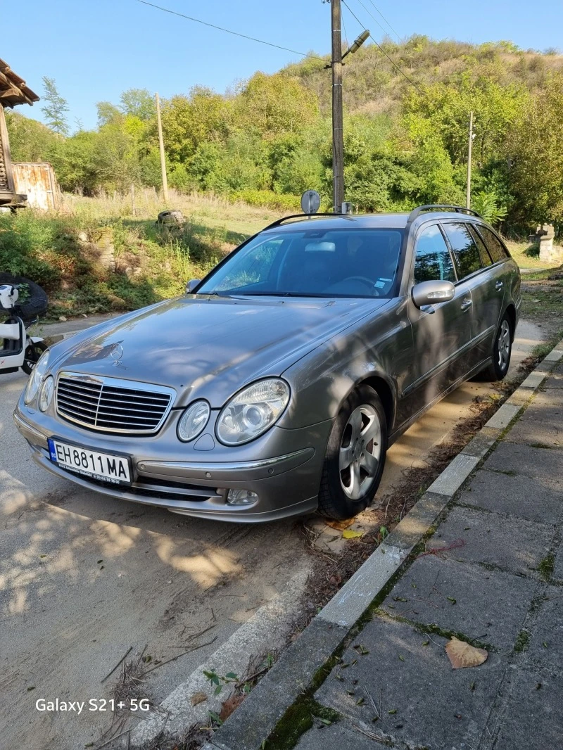 Mercedes-Benz E 270 CDI, снимка 2 - Автомобили и джипове - 47426320