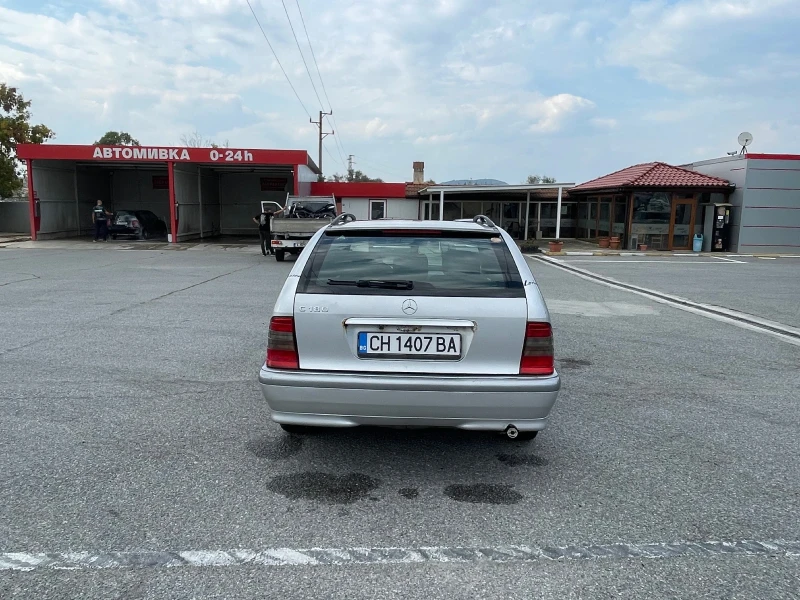 Mercedes-Benz C 180, снимка 5 - Автомобили и джипове - 47335366