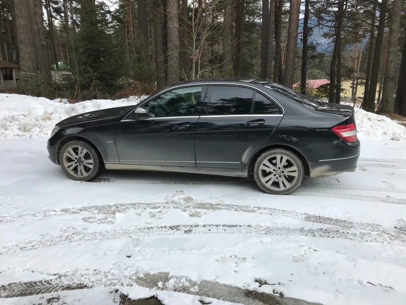 Mercedes-Benz C 320 Топ цена, Avangarde, Каско, 2 комплекта НОВИ гуми, снимка 12 - Автомобили и джипове - 48154699