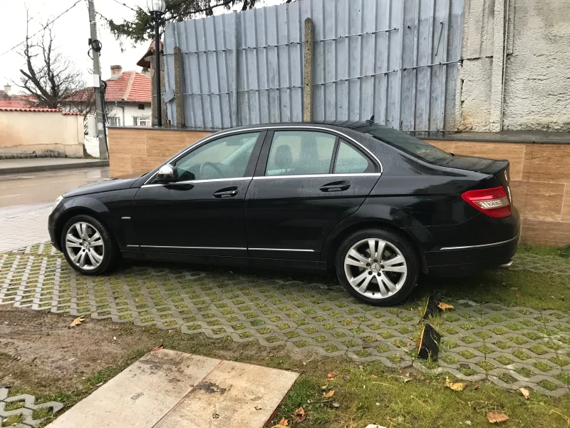 Mercedes-Benz C 320 Топ цена, Avangarde, Каско, 2 комплекта НОВИ гуми, снимка 1 - Автомобили и джипове - 48154699