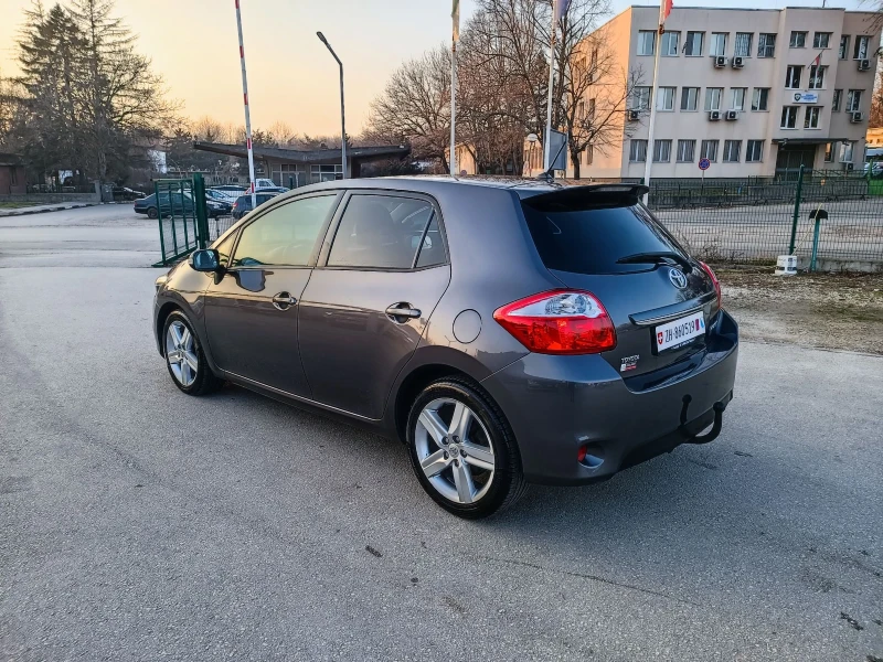 Toyota Auris 1.8i-147кс-ШВЕЙЦАРИЯ-РЪЧКА-6ск-FACELIFT-NAVI, снимка 5 - Автомобили и джипове - 48914522