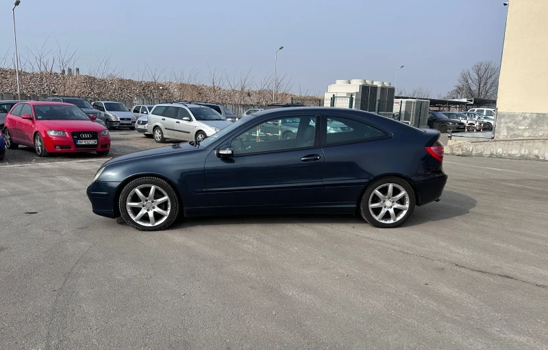 Mercedes-Benz C 220 2.2CDI - КЛИМАТИК, снимка 8 - Автомобили и джипове - 49302344