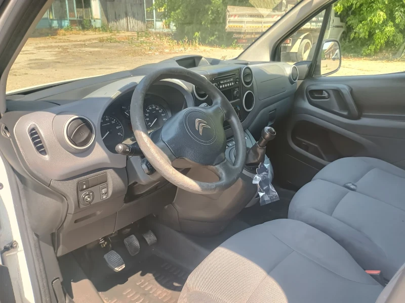 Citroen Berlingo, снимка 12 - Автомобили и джипове - 52985018