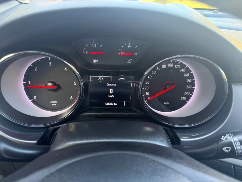 Opel Astra 1.6cdti, снимка 12 - Автомобили и джипове - 52243497