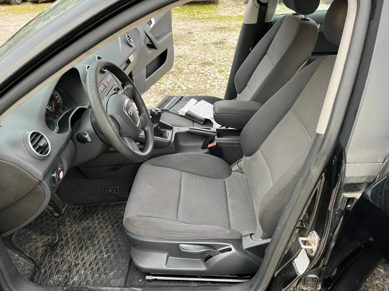 Audi A3 1.9TDI Sportback, снимка 8 - Автомобили и джипове - 52996606