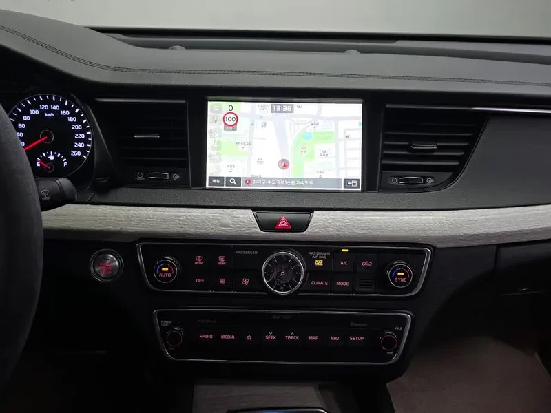 Kia K7 K7 3.0 Gdi Noblesse, снимка 14 - Автомобили и джипове - 55000175