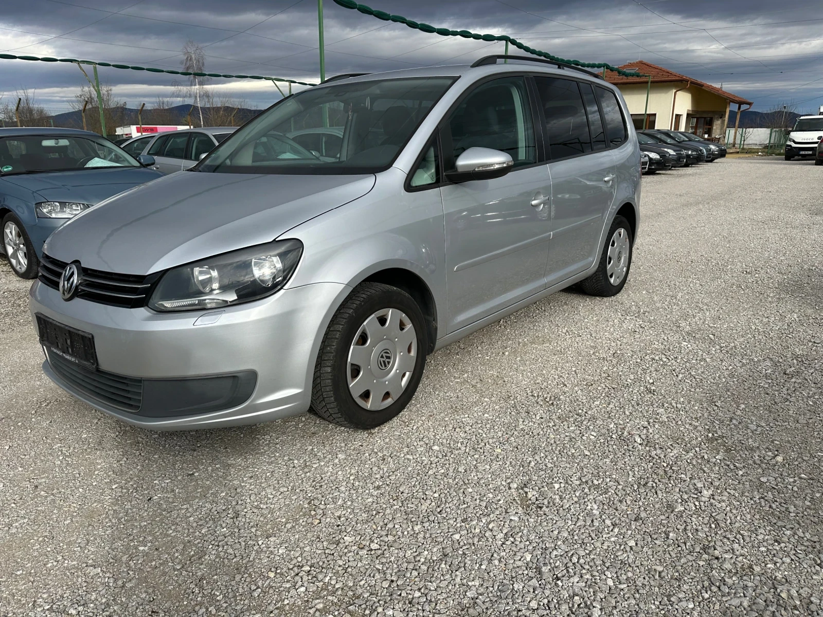 VW Touran 1.6 TDI - изображение 2