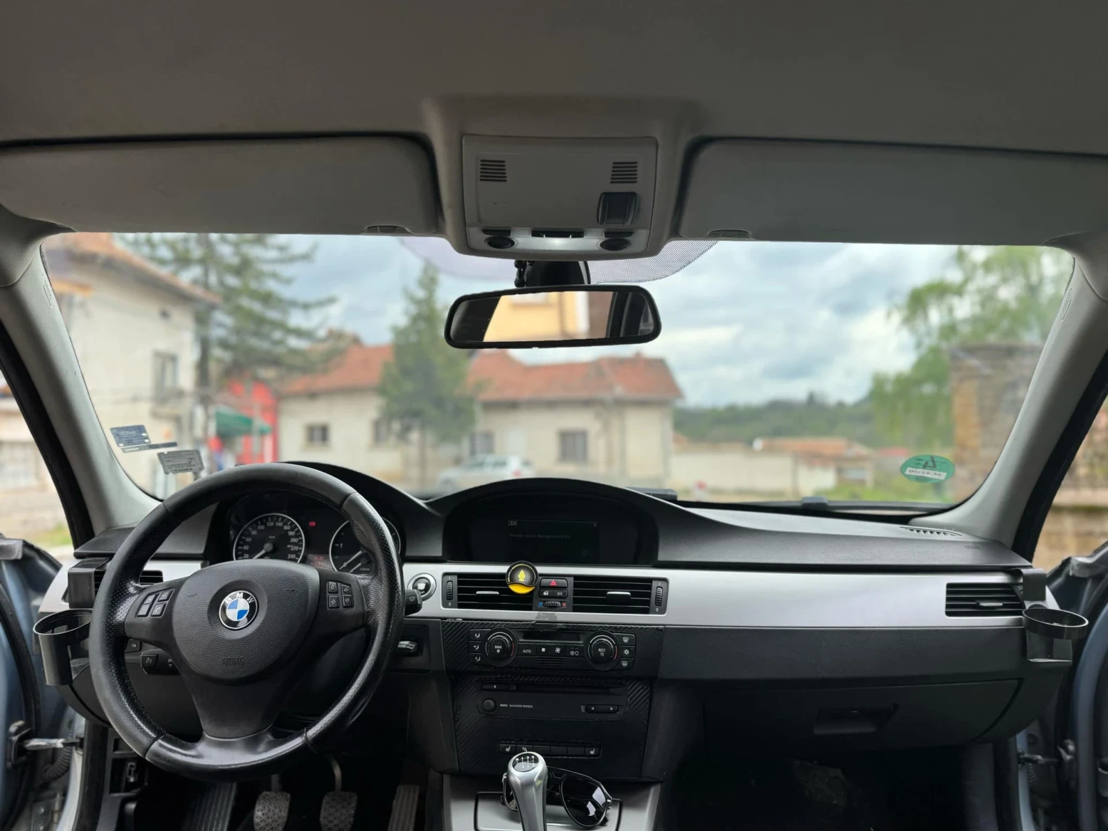 BMW 320 2.0 - изображение 5
