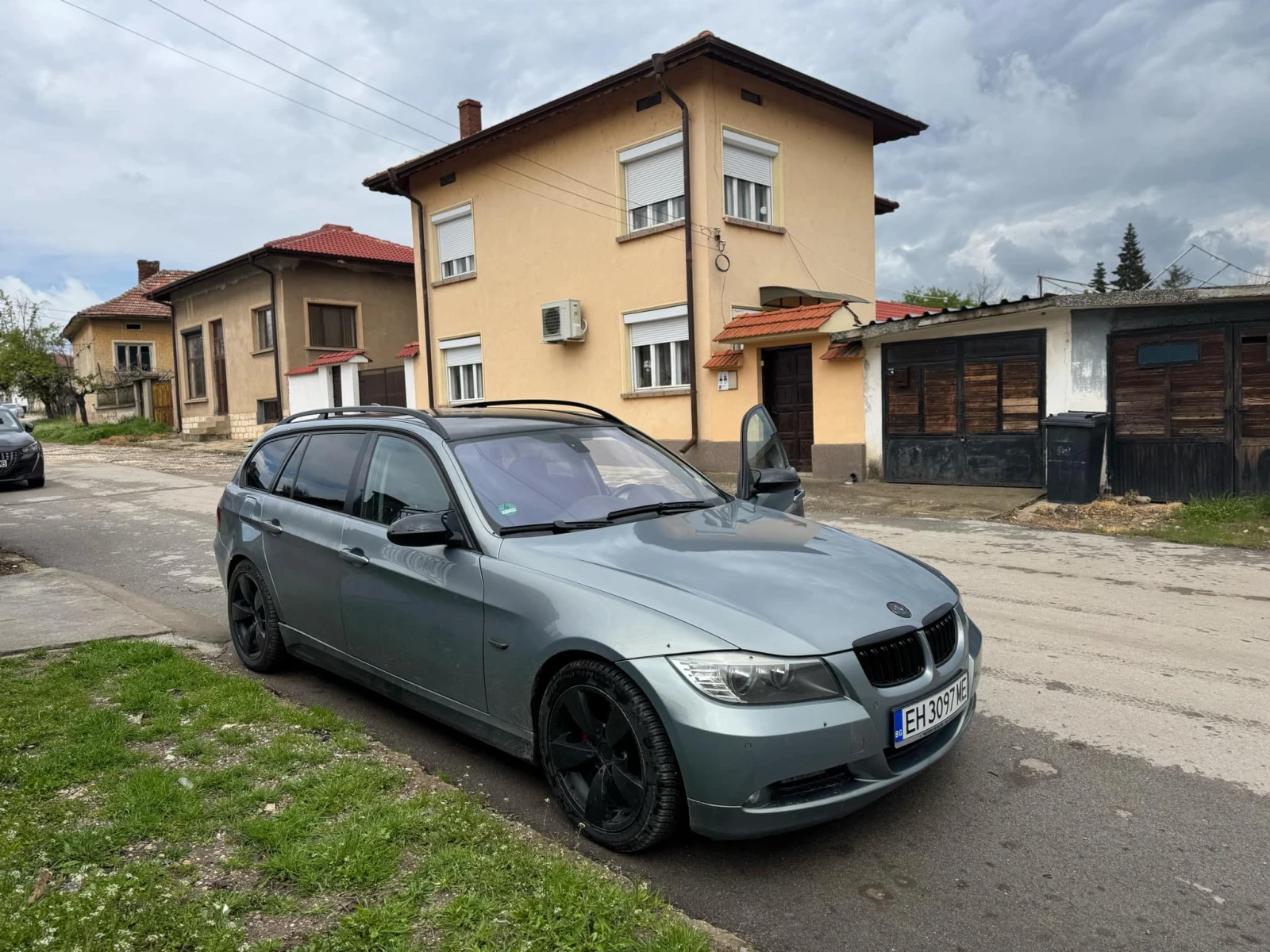 BMW 320 2.0 - изображение 7