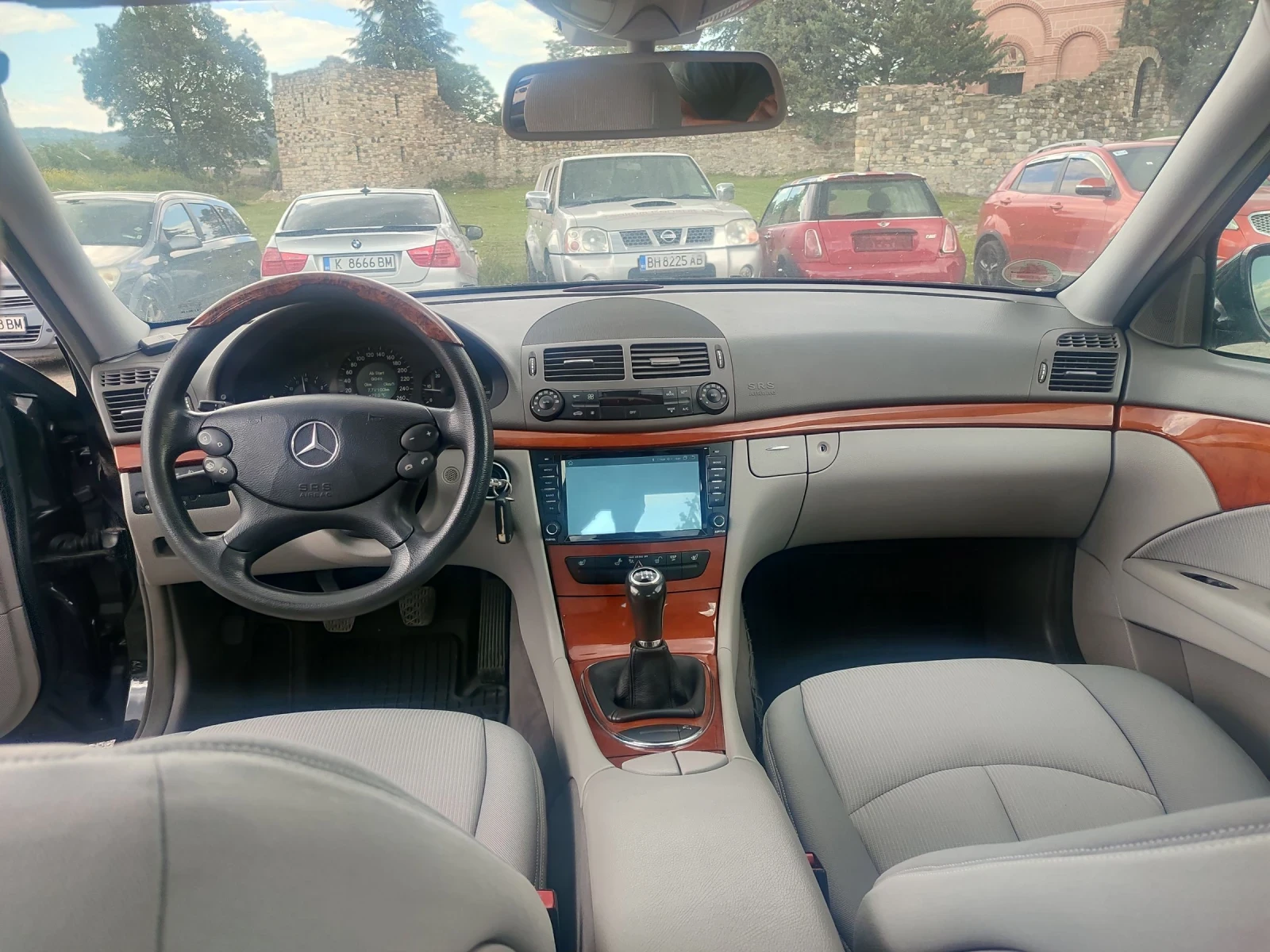 Mercedes-Benz E 220  - изображение 5
