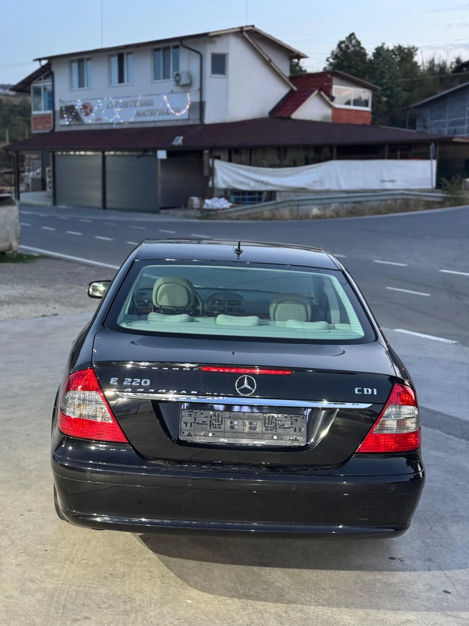 Mercedes-Benz E 220 | Mobile.bg   3