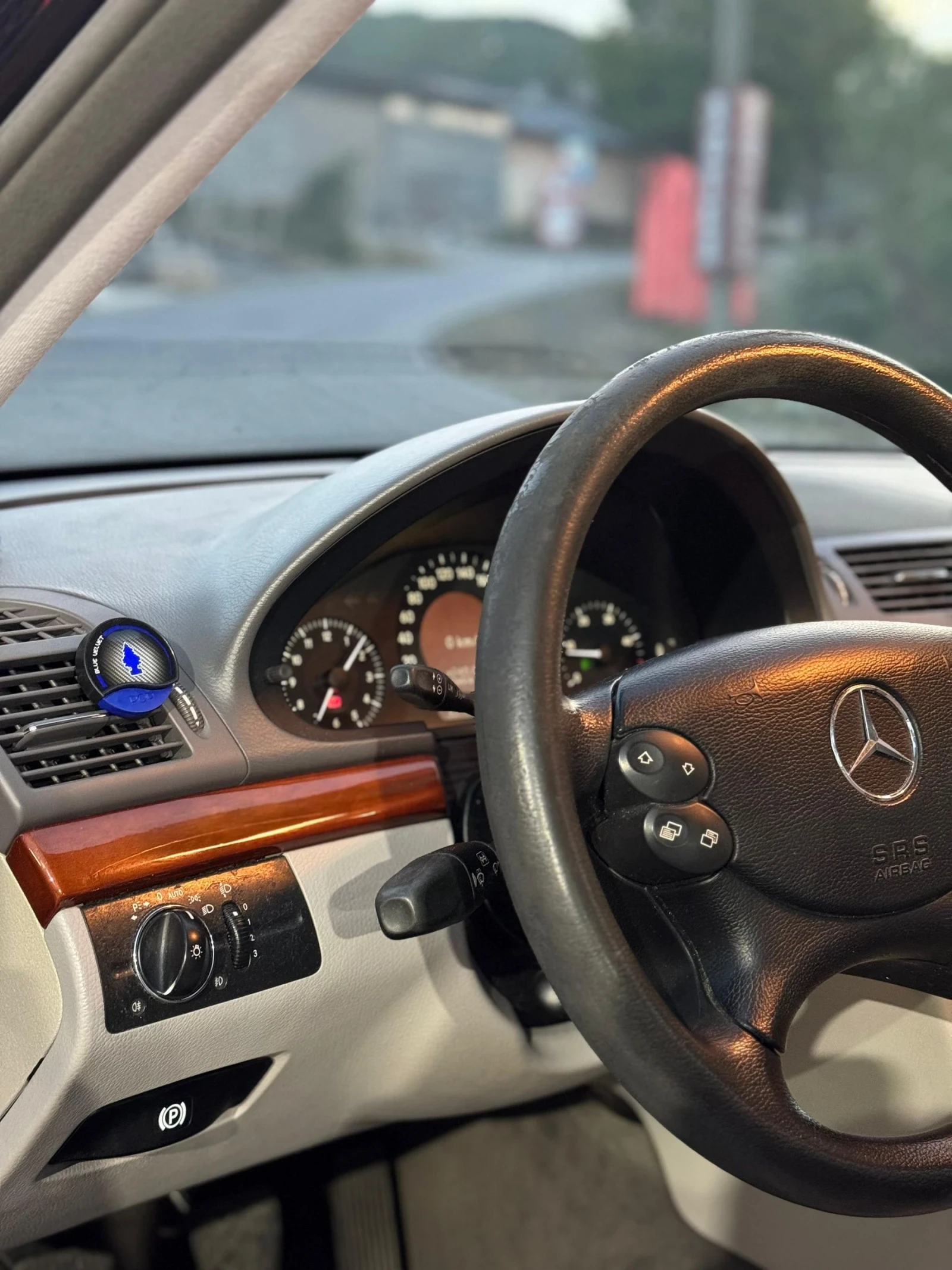 Mercedes-Benz E 220 | Mobile.bg   7