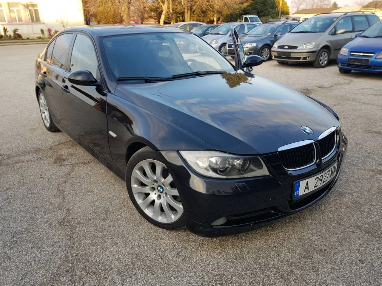 BMW 320  - изображение 2