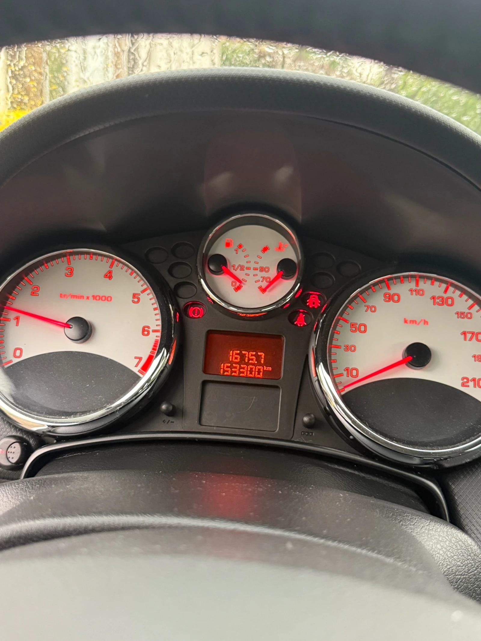 Peugeot 207 1.6 бензин 90кс - изображение 6