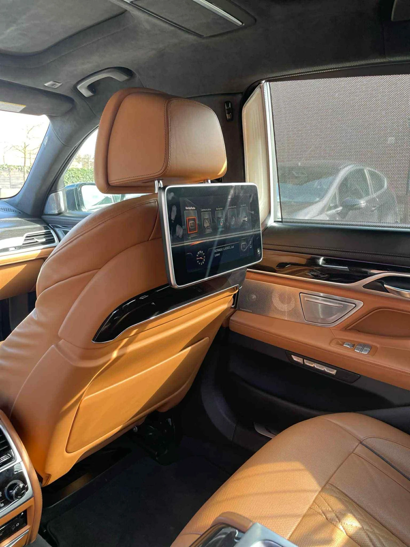 BMW 760 760 LI XDRIVE INDIVIDUAL - изображение 8