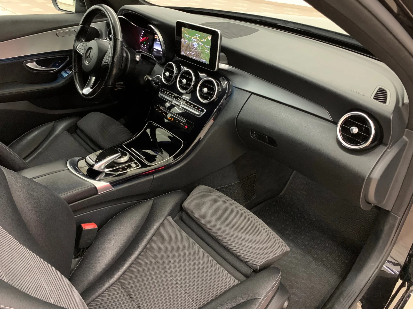 Mercedes-Benz C 220 CDI  | Mobile.bg   13