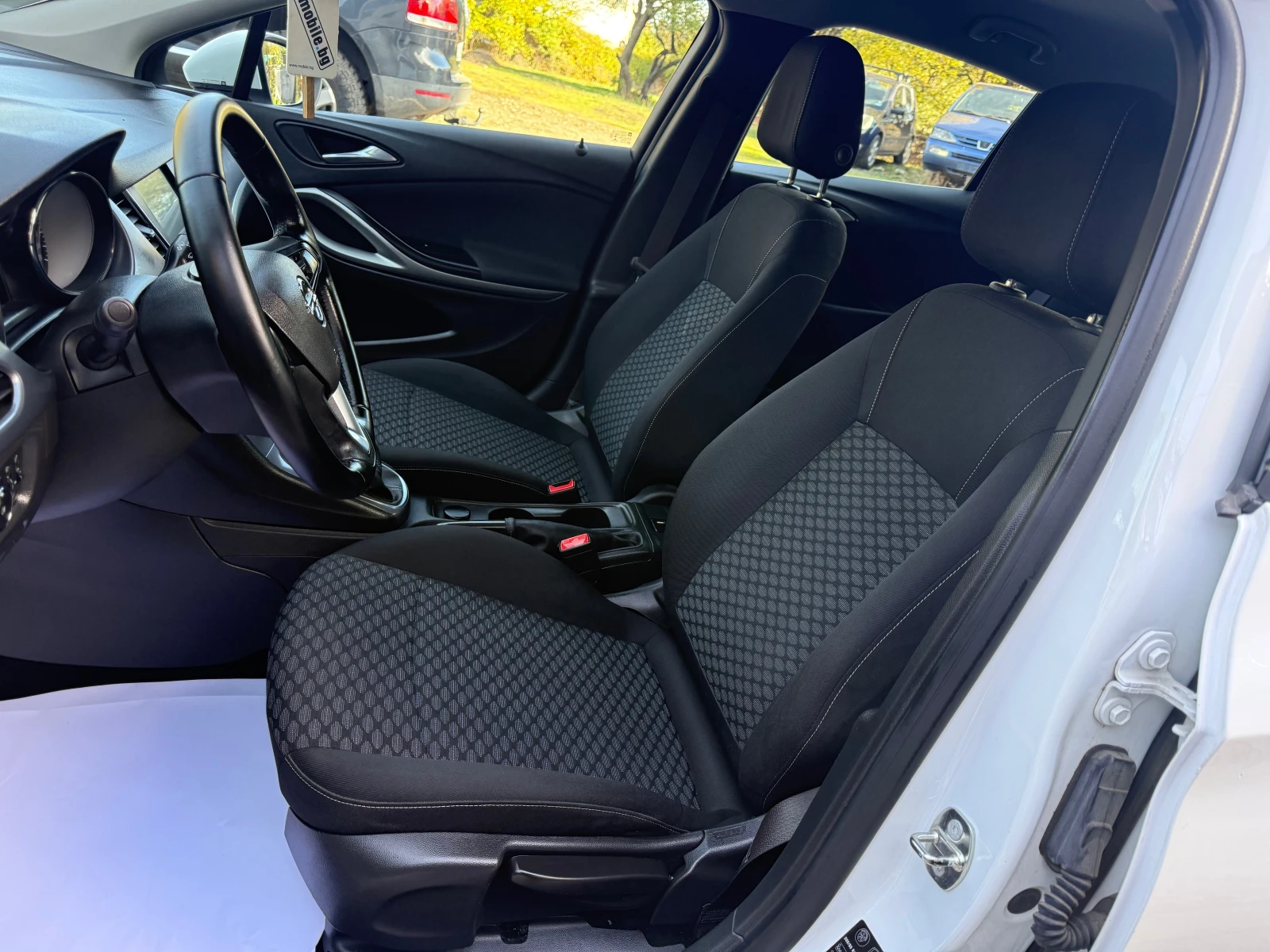 Opel Astra 1.6cdti - изображение 7