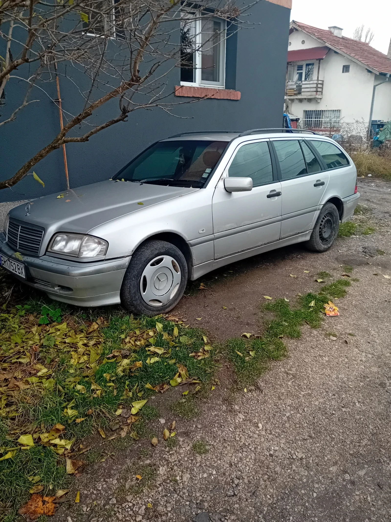 Mercedes-Benz C 220 Продавам  цялата  за части  - изображение 2