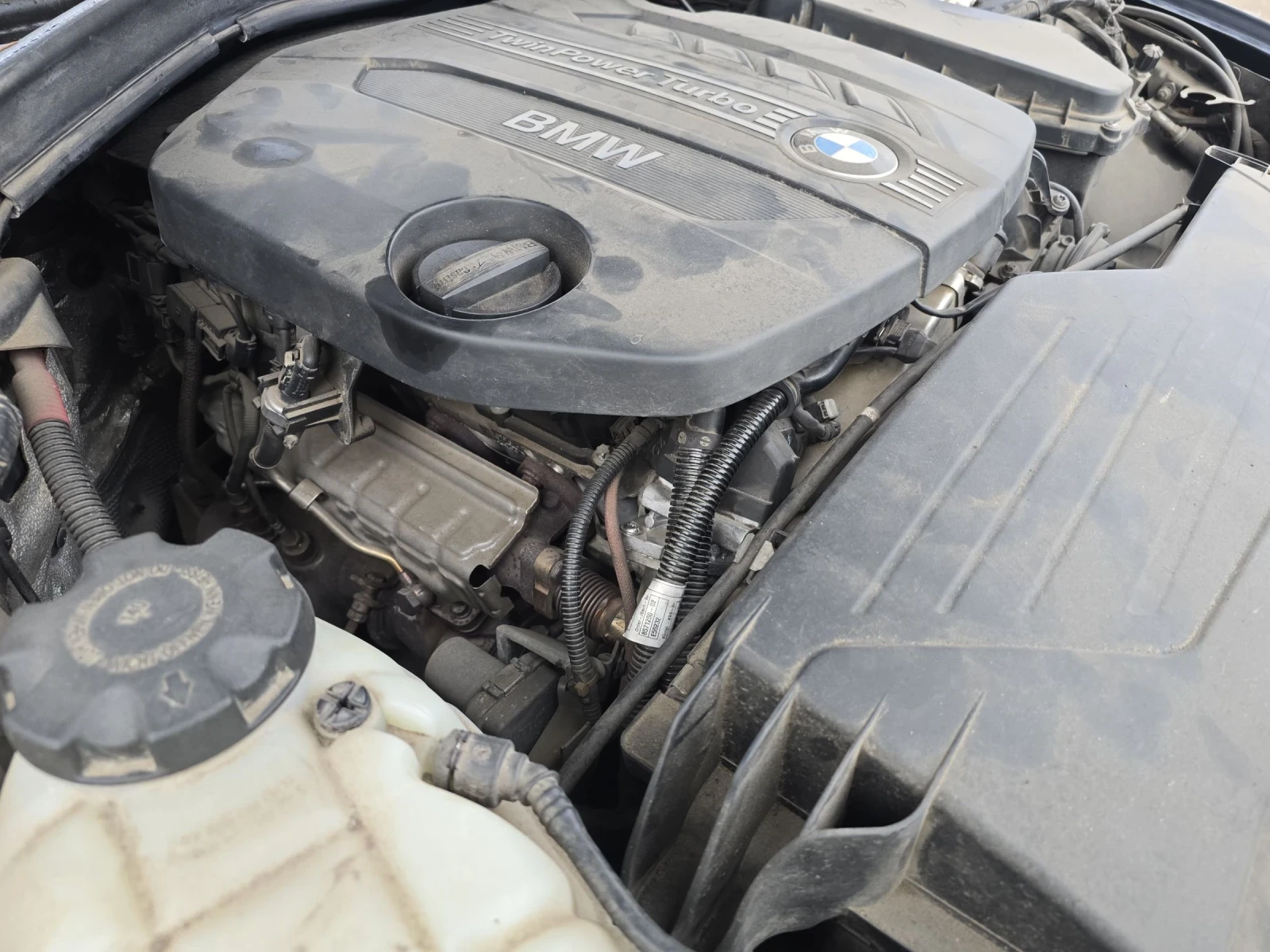 BMW 318 318d - изображение 10