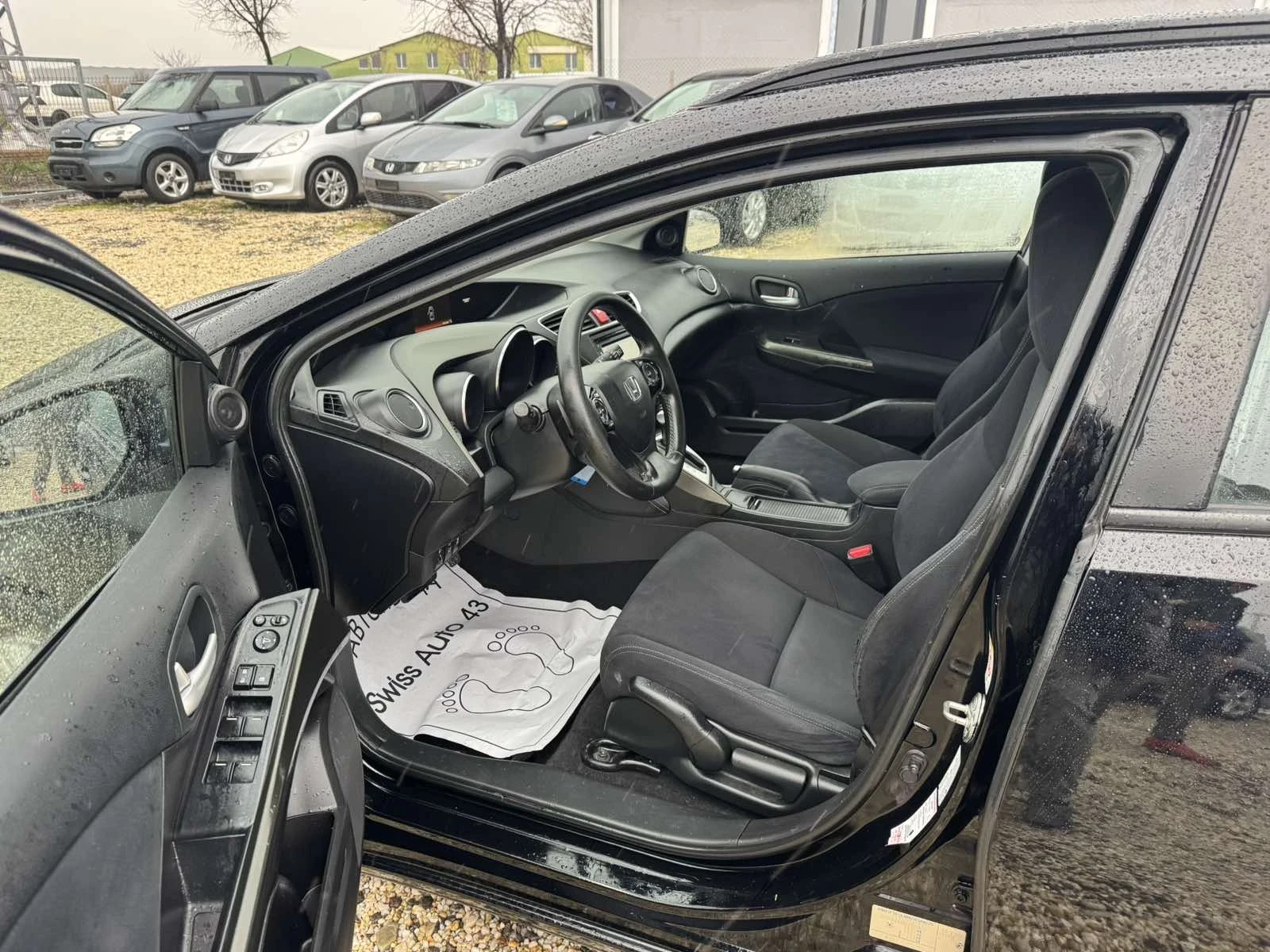 Honda Civic 1.8i Automat - изображение 9